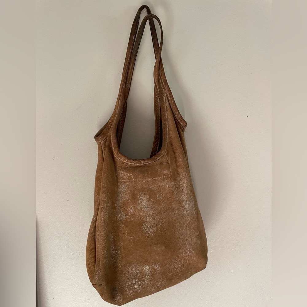 Rough and tumble hobo tote